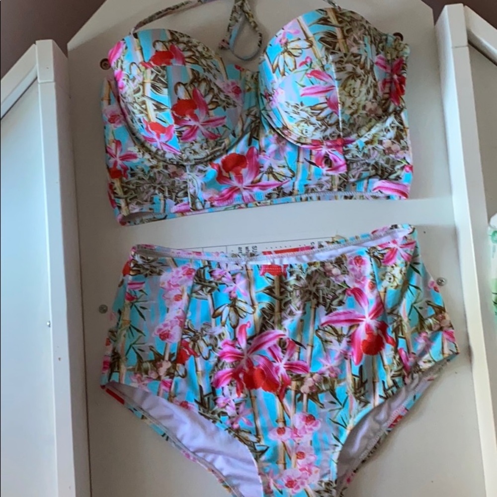 Cooclo 👙